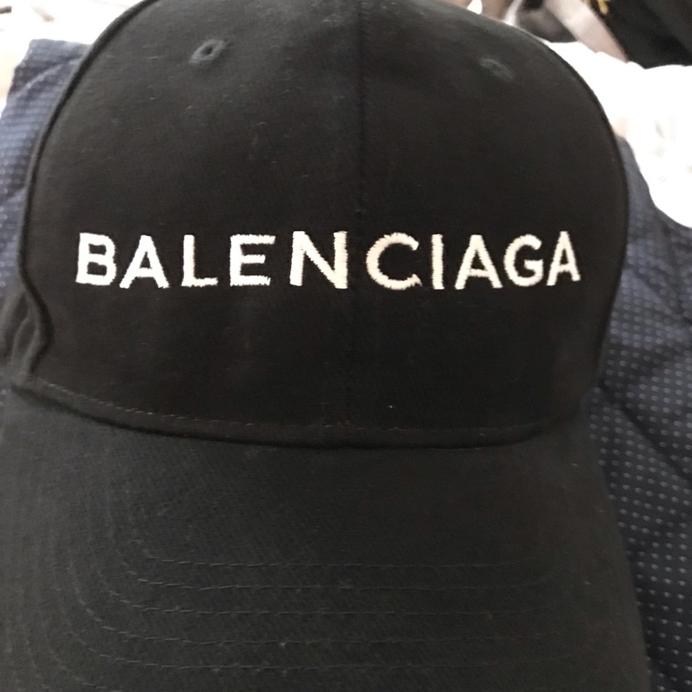 Fashionable baseball hat